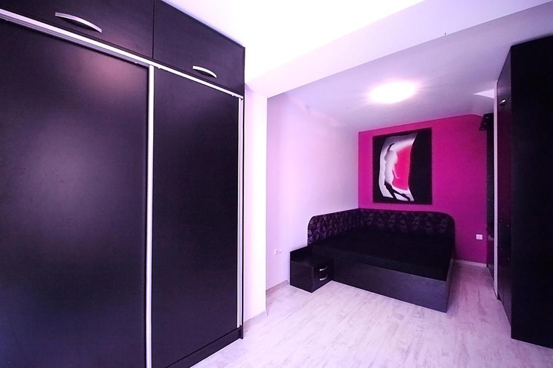 Private Apartment With Parking And Pool Bałczik Zewnętrze zdjęcie