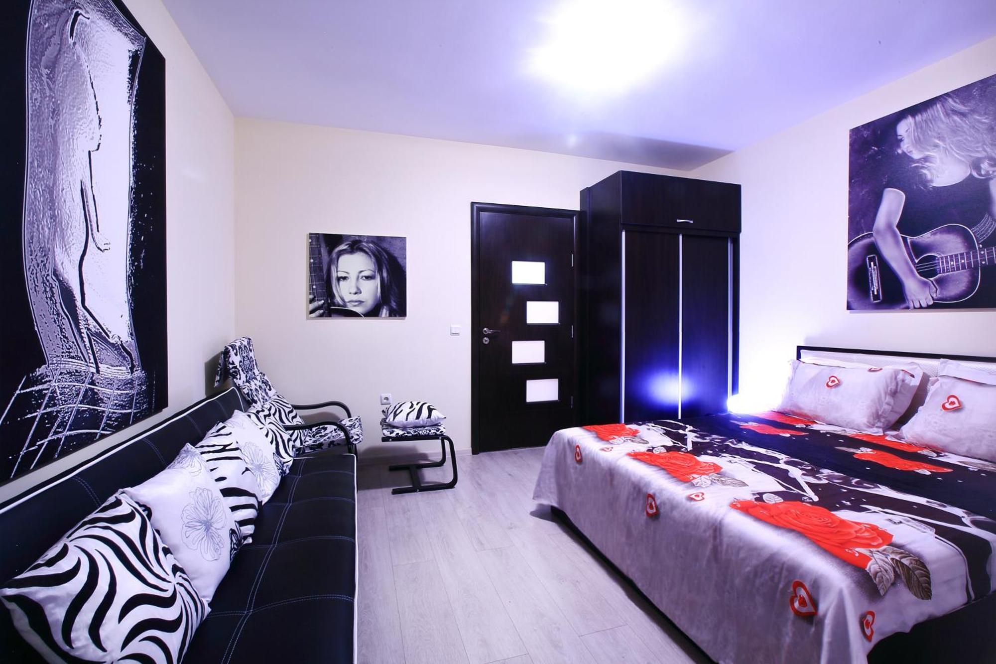 Private Apartment With Parking And Pool Bałczik Zewnętrze zdjęcie