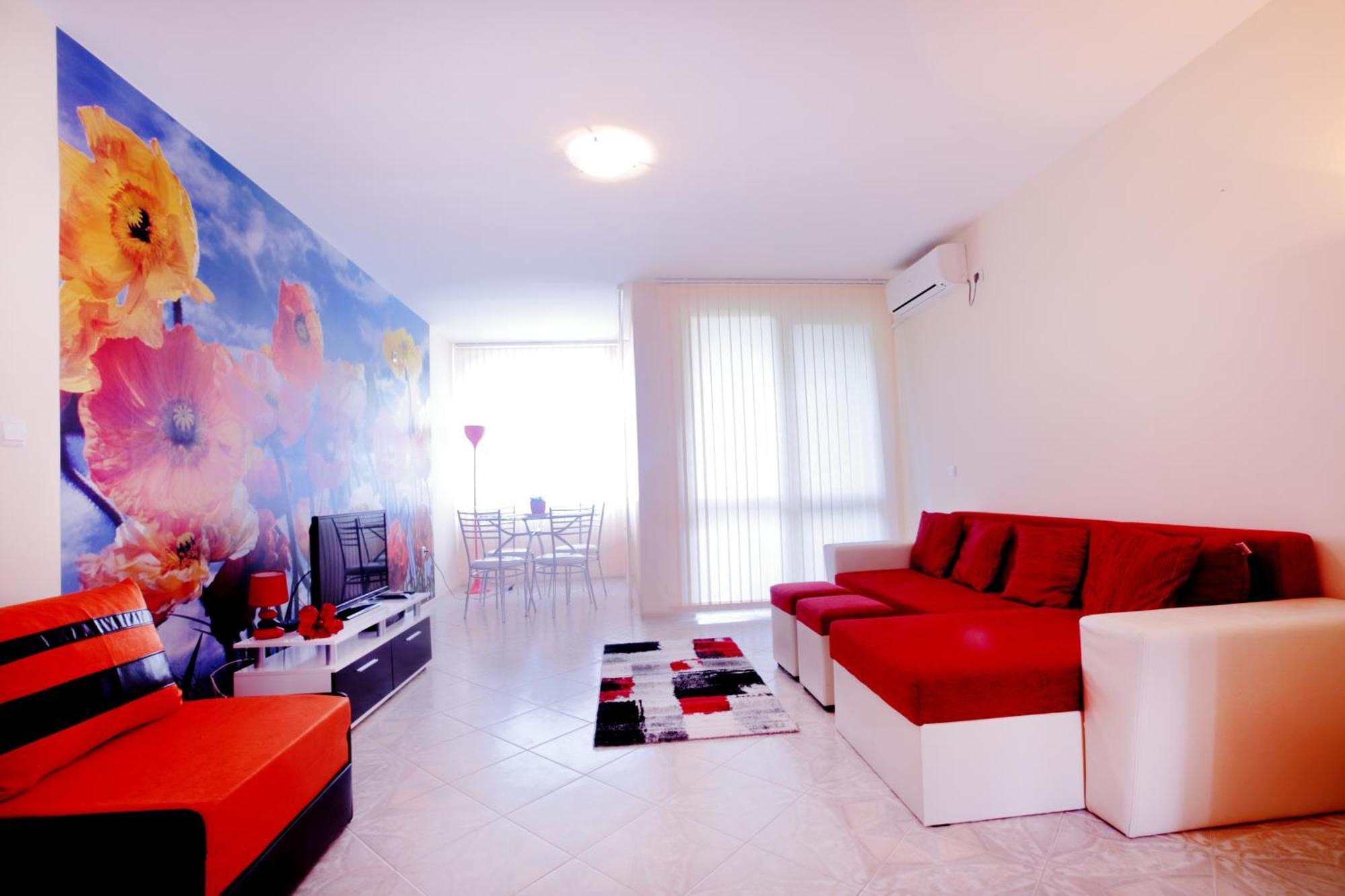 Private Apartment With Parking And Pool Bałczik Zewnętrze zdjęcie